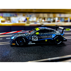 Carrera DIGITAL 132 - Aston Martin Vantage GT3 "Optimum Motorsport, No.96" 31020 / артикул   31020  / GTIN 4007486310209