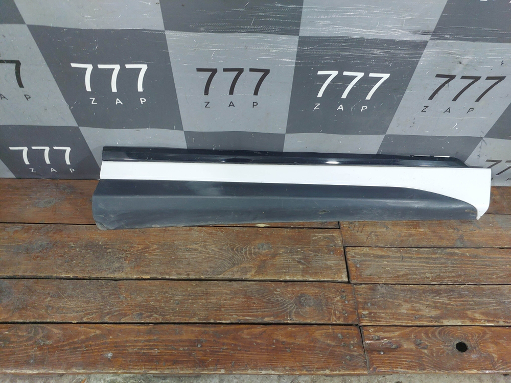 Накладка двери передней правой Exeed LX 19-нв Б/У Оригинал 609000293AA