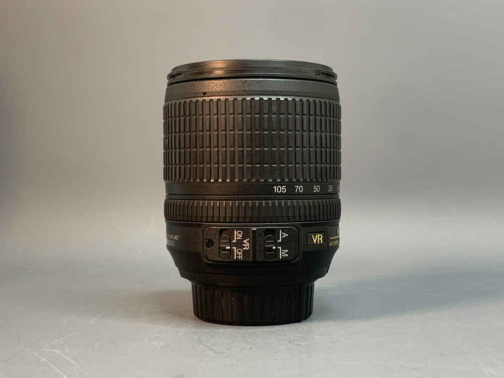 Nikon 18-105mm 3.5-5.6G AF-S ED DX VR Nikkor