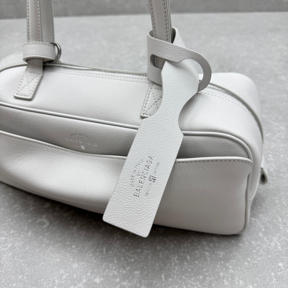 Balenciaga Carrie Bowling Bag Small 31 cm