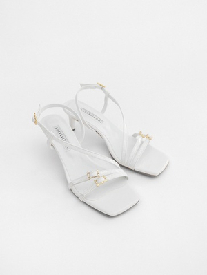 Босоножки Белые