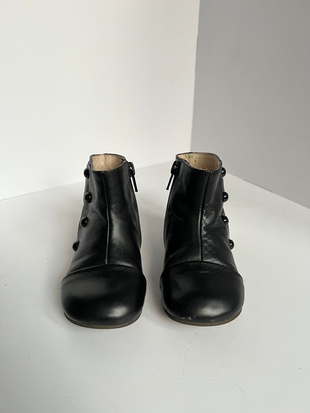 Ботинки Age of Innocence, 23