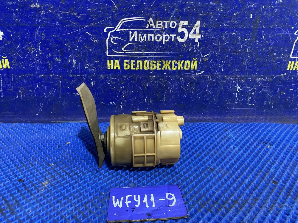 Бензонасос погружной NISSAN WINGROAD 2000