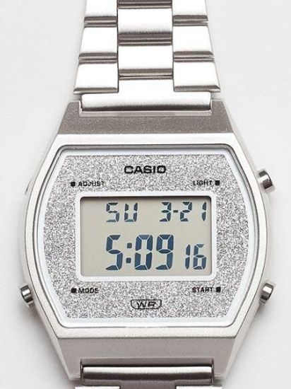 Наручные часы Casio B640WDG-7E