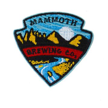 Нашивка термоаппликация на одежду и на рюкзак. Mammoth, Горы, Походы