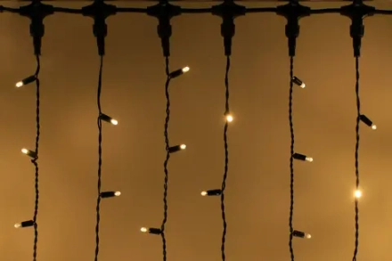 Светодиодный занавес 1000 теплых белых LED ламп, 2*6 м., статика, черный провод ПВХ, Teamprof (TPF-C2*6-CB/WW)