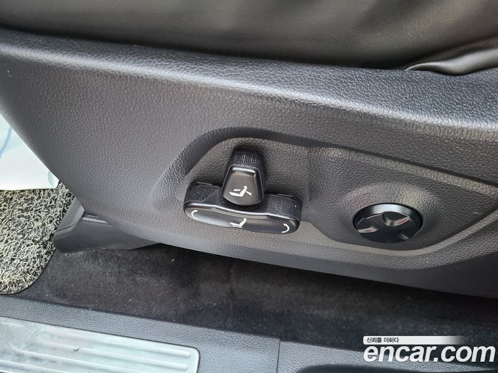 KG Mobility (Ssangyong) Rexton Sports KHAN Дизель 2.2 4WD (08.2020)
