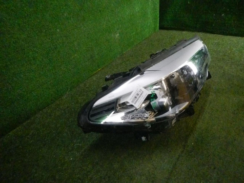 Фара правая BMW 5er G30 (2017-2020) LED