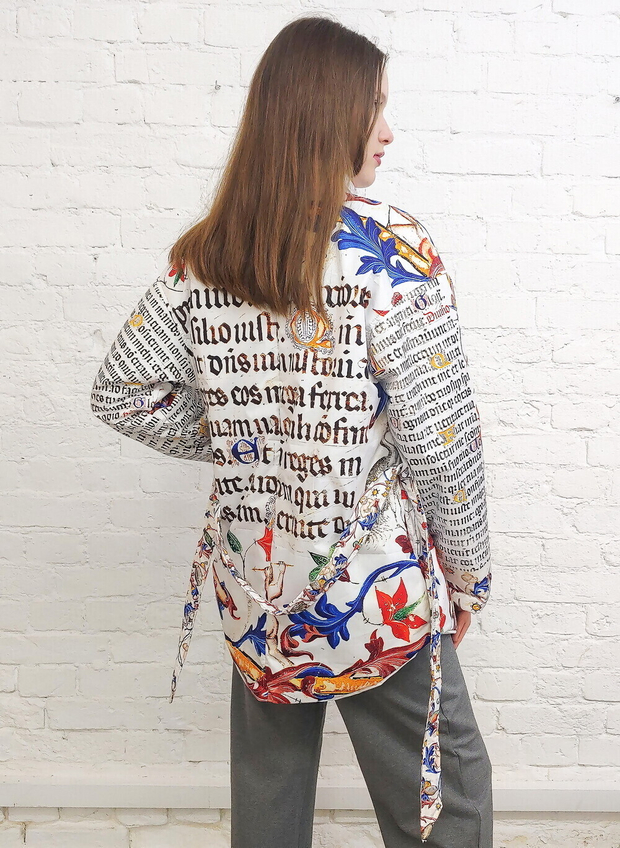 Куртка-рубашка "Манускрипт", по мотивам готического шрифта и иллюстраций из Бревиария короля Мартина Арагонского