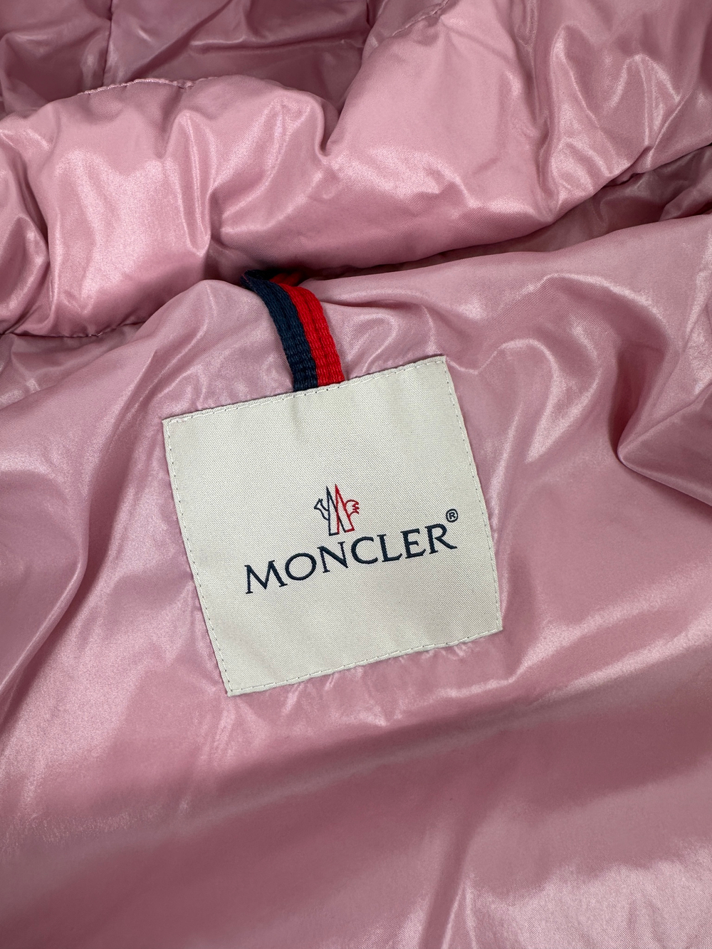 Пуховик Moncler