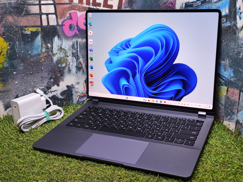 Huawei MateBook GT 14 Ultra 7 155H/32Gb/1Tb/Arc/Oled/2k/144Hz/ ENZH-X