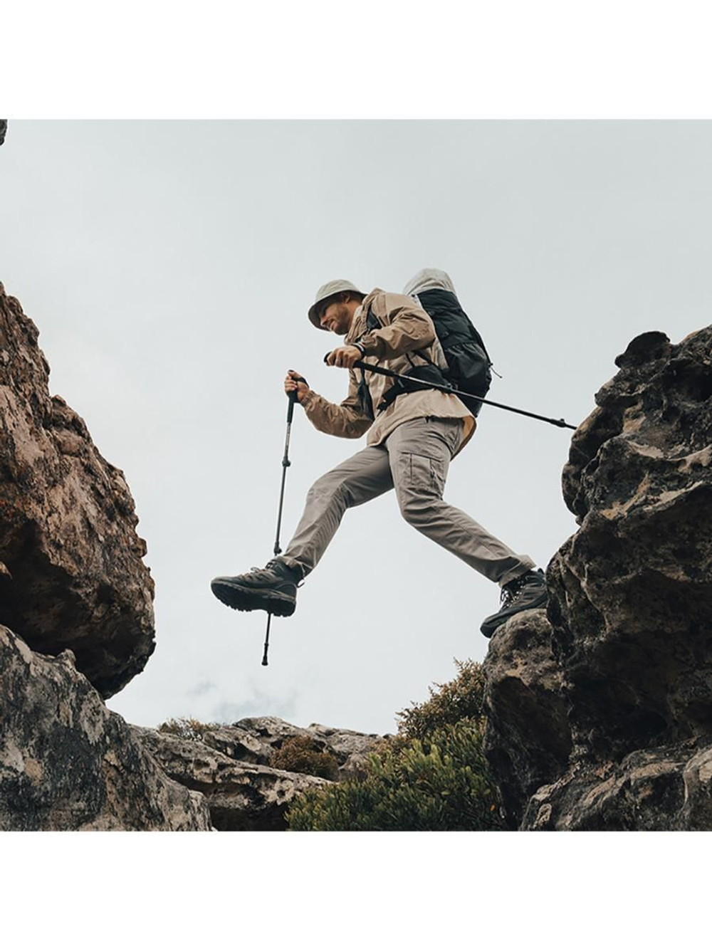 Палка треккинговая Naturehike ST 01 6061 (3-секции) NH17D001-Z (62-135cm) золото