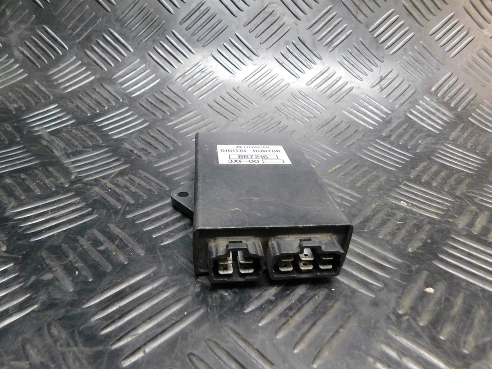 Коммутатор Yamaha FZX750 3XF. BB7216 3XF-00