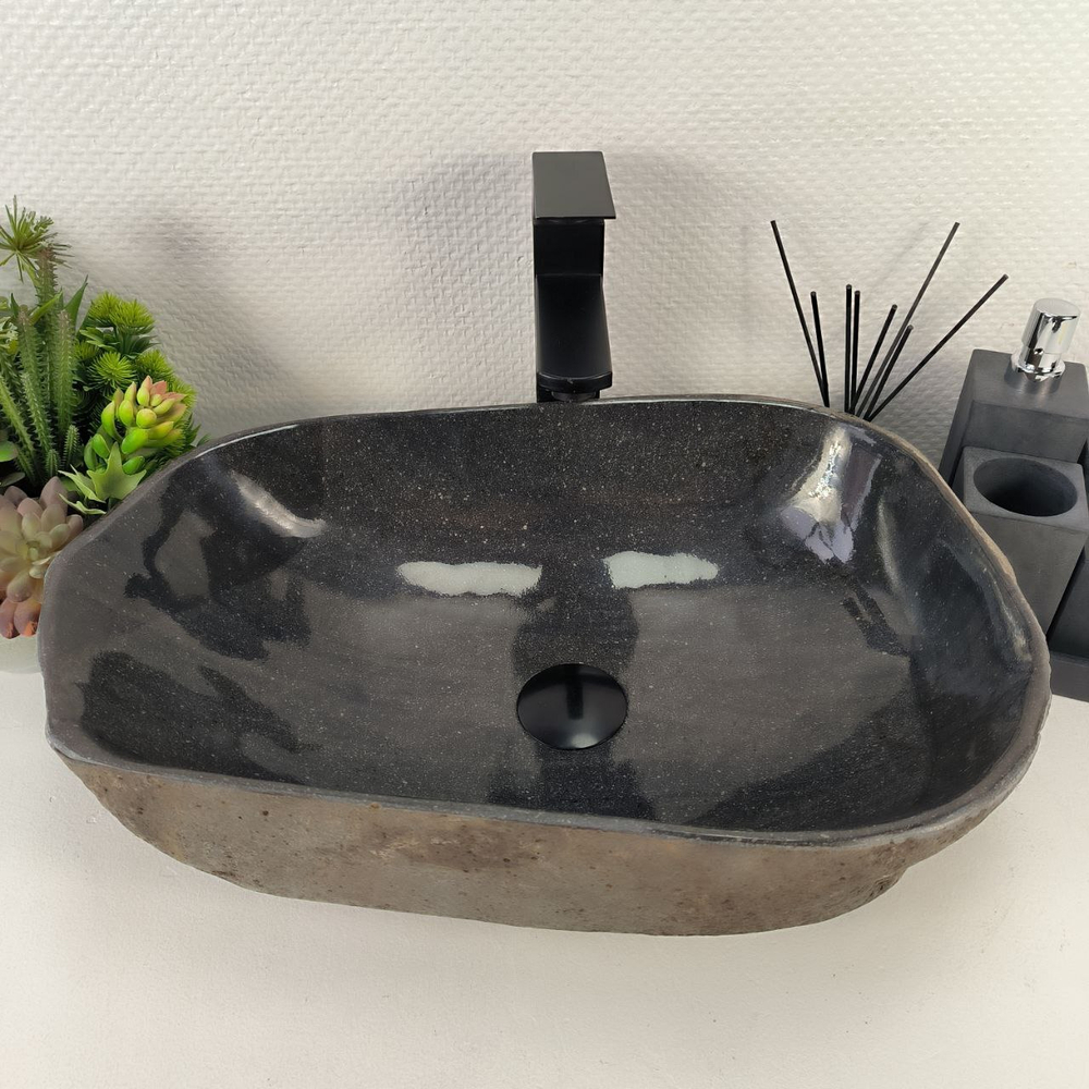 Раковина из речного камня RS-64910 52*36*15 0862