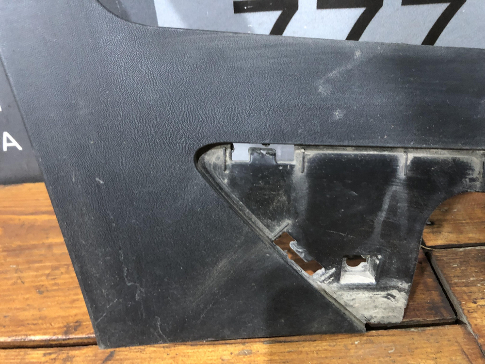 Накладка двери задней правой Kia Seltos 19-нв Б/У Оригинал 87734Q5010