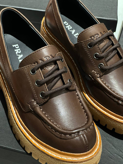 Лоферы Prada