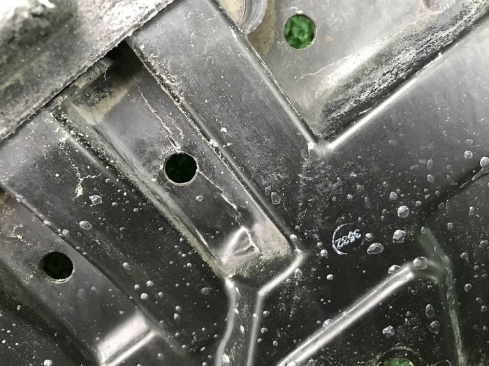 Пыльник переднего бампера Mercedes E W213 (16-21)