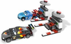 Конструктор "Лего" Тачки 2 Крутой гоночный набор