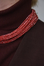 Колье короткое "Венеция, оттенок рябина, венец.стекло, натур.кожа