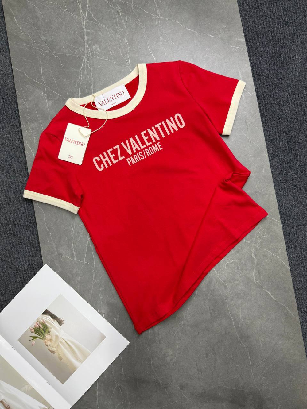 Футболка Valentino