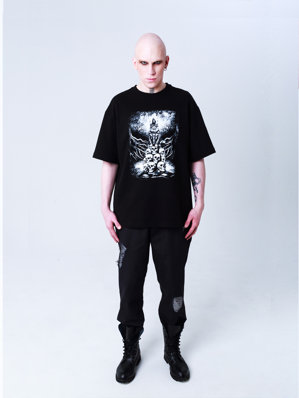 Футболка с принтом "Кот Баюн". Черная