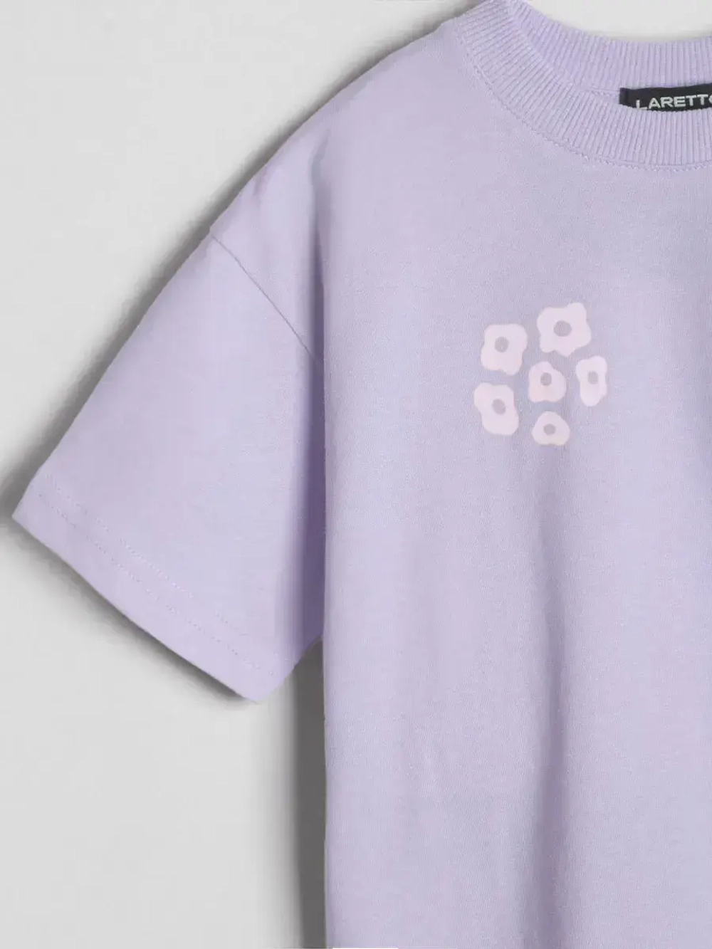 Фиолетовая футболка для девочки оверсайз