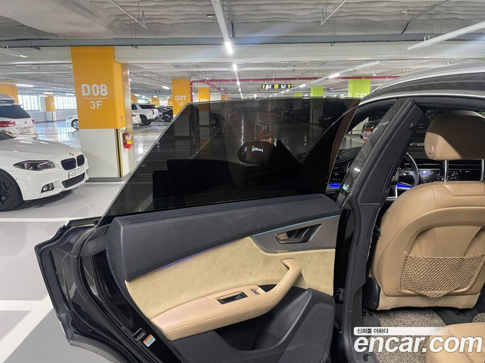 Audi Q8 (4M) 45 TDI Quattro Premium (06.2021)