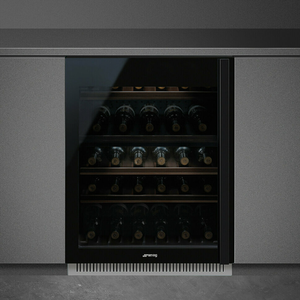 Винный шкаф Smeg CVI638LN3