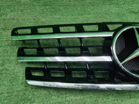 Решетка радиатора Mercedes M W164 (2008-2011)