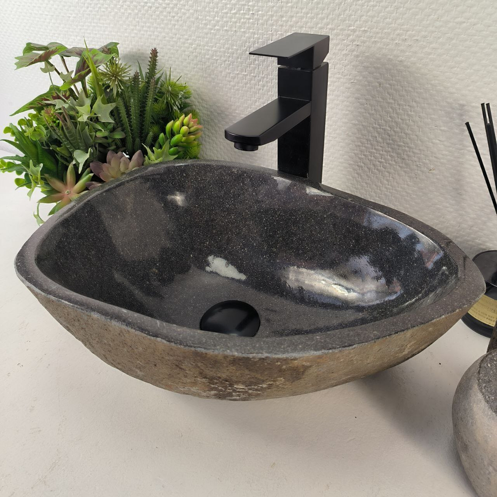 Раковина из речного камня RS-65451 42*30*15 0856