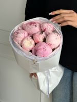 Букет 7шт нежно розовых пионов в оформлении