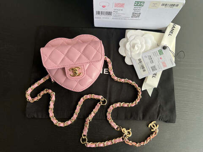 Chanel Heart Bag 11 cm