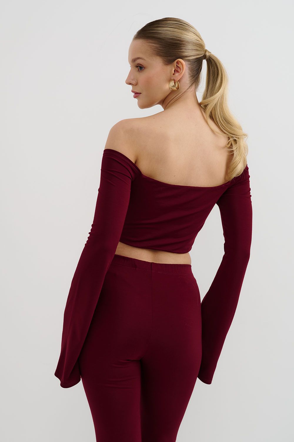 Бандо с длинными рукавами клеш цвета бордо