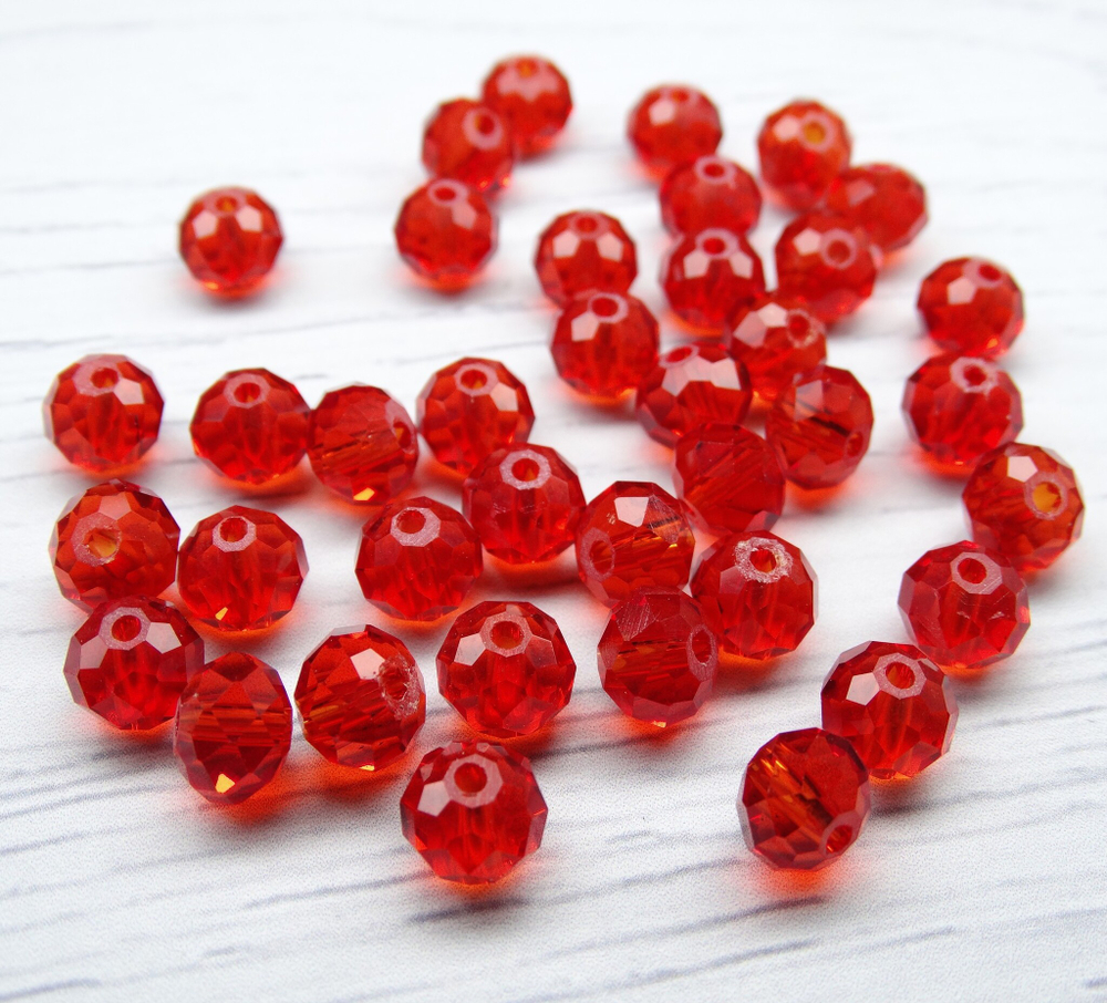 БП009НН68 Хрустальные бусины "рондель", цвет: красный прозрачный, 6х8 мм, кол-во: 39-40 шт.