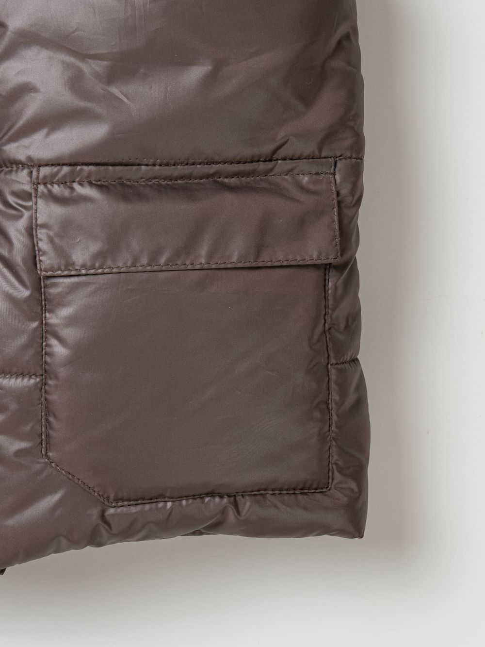 Жилет со съемным капюшоном "Шоколад"