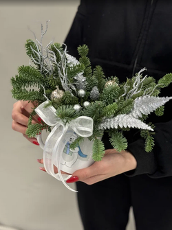 Новогодняя композиция Елка в кружке