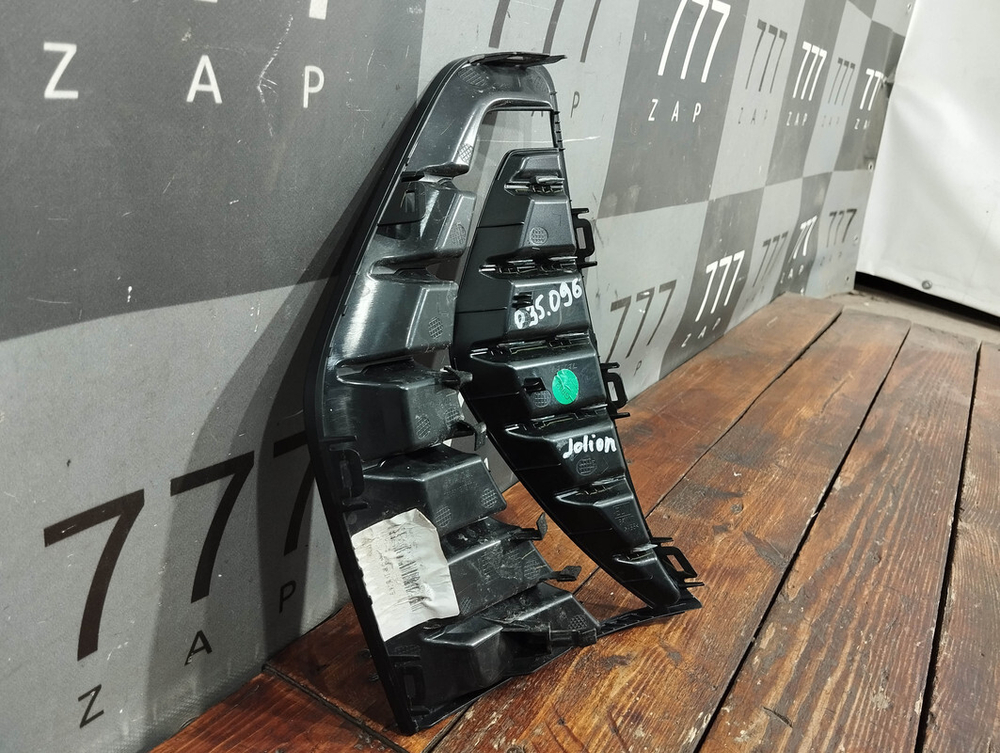 Накладка ПТФ левая Haval Jolion 21-нв Б/У Оригинал 2803118XST01A