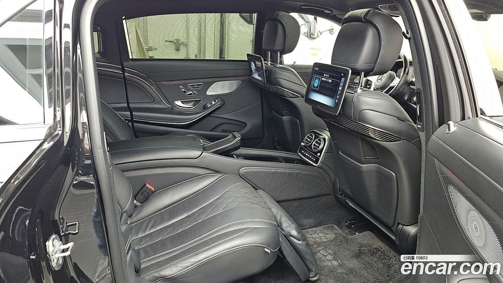 Mercedes-Benz S-Class W222 Maybach S560 4MATIC (08.2020)
