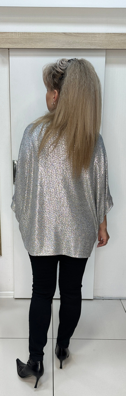 Нарядная туника с блестяще-серебряным эффектом