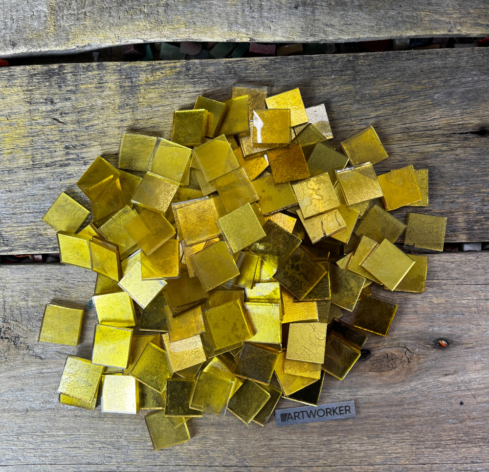 Золотая смальта 22х22 мм (2.5 гр) - 4 мм