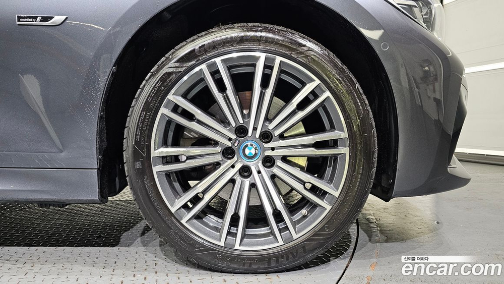 BMW 3 Series (G20) 320e M Sports (04.2022)