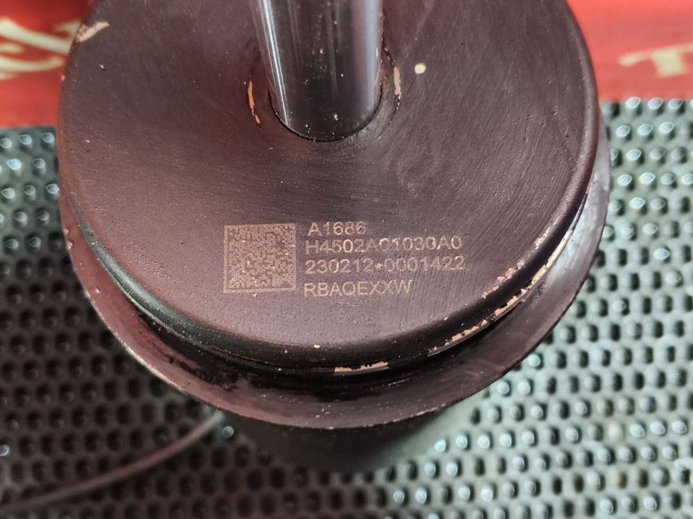 Амортизатор кабины передний 2023г.