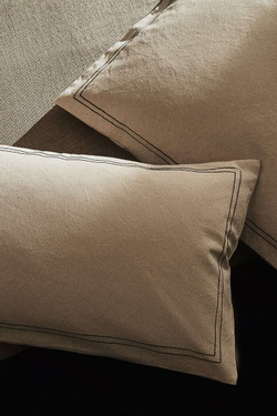 ZARA HOME ЧЕХОЛ НА ПОДУШКУ С КОНТРАСТНЫМИ КРАЯМИ, ЭКРЮ