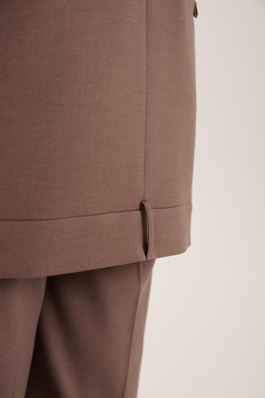 Жакет двубортный с имитацией пояса, мокко