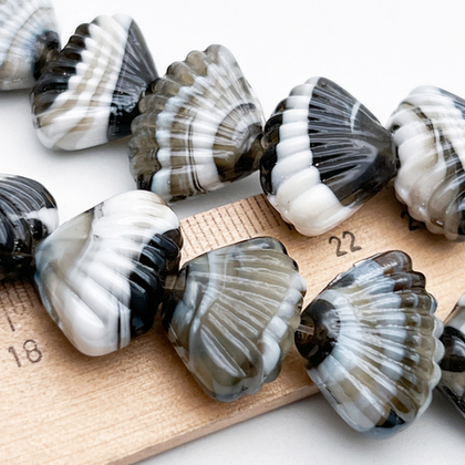 Бусина Ракушка, стекло, размер около 15*21 мм, цена за набор 6 шт (1/4 нити)