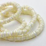 Перламутр, размер около 6*2,5 мм, цена за 10 шт