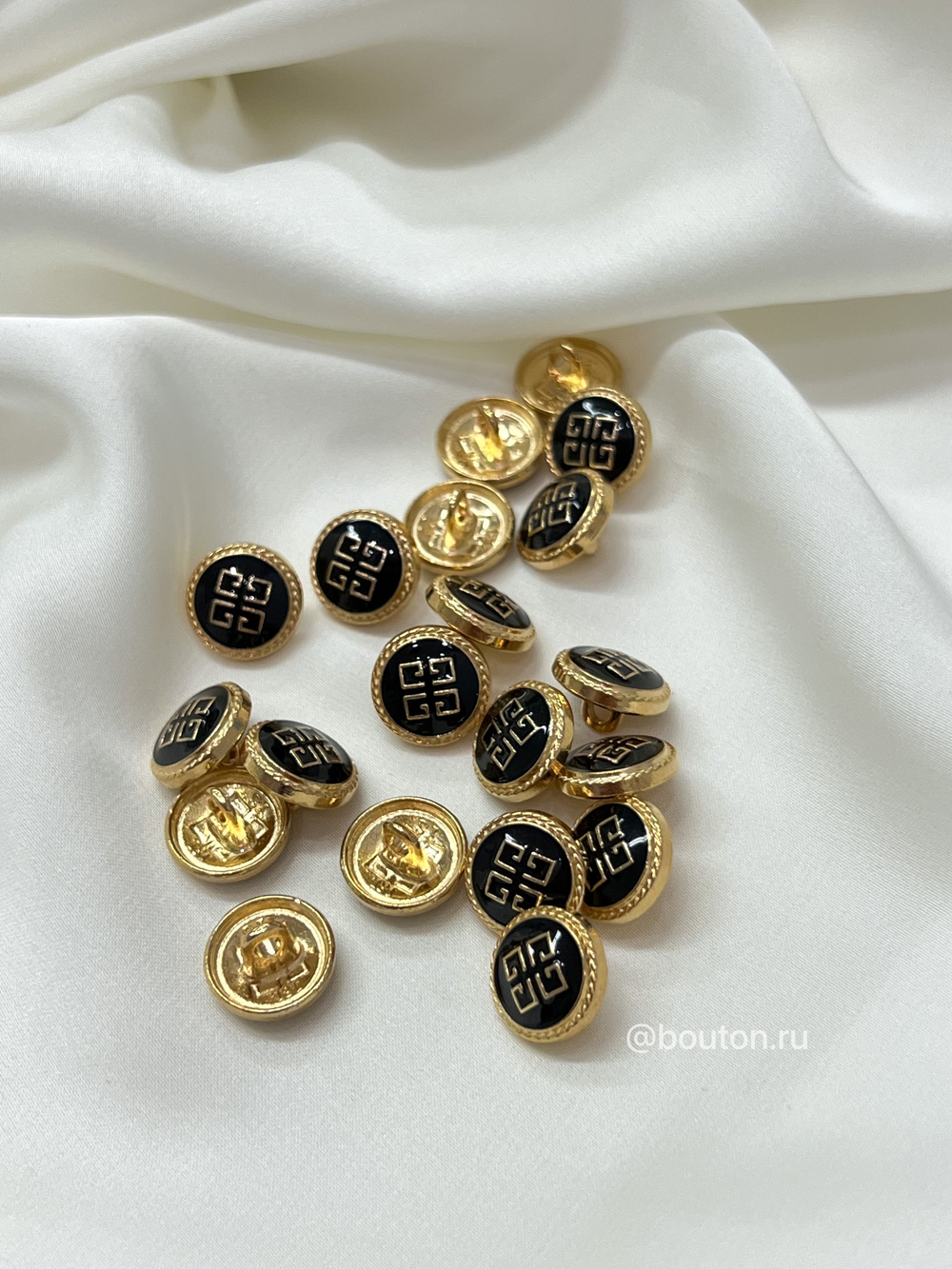 Пуговицы ЖВНШ черные золото