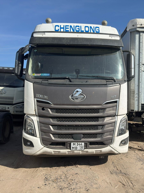 CHENGLONG H7 4x2 Седельный тягач LZ4181H7AB (Дизельный, 12.2 л, 462 л.с. АТ)