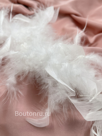 Боа белое индюшиное 1 нить
