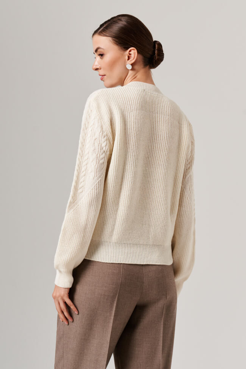 23094 Джемпер женский (молочный)